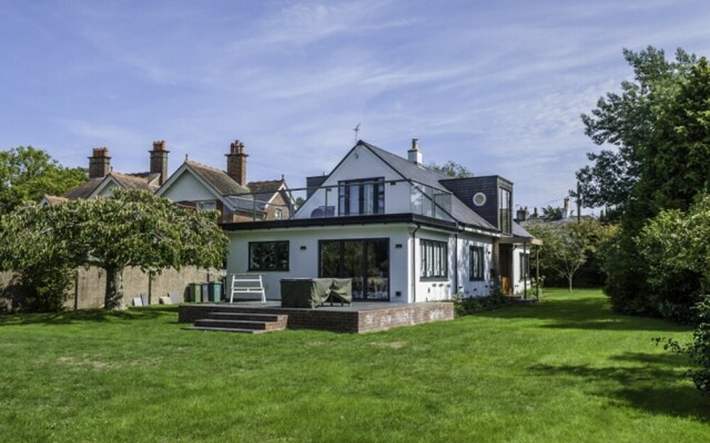 Victoria House - Bembridge