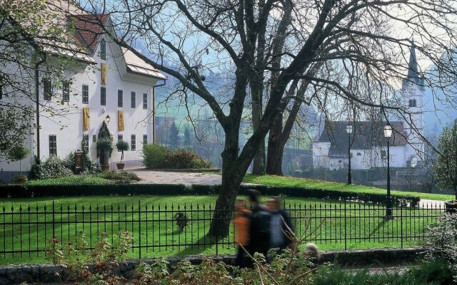 Hotel Kendov Dvorec