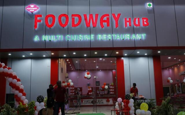 OYO Home 82080 Foodway Hub