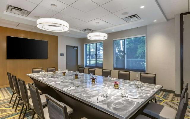 Cambria Hotel LAX