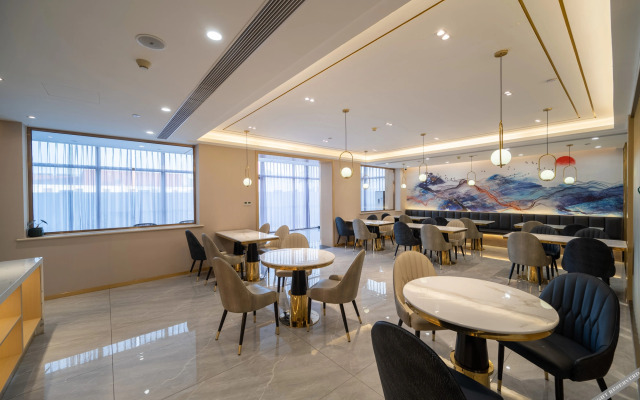Geya Hotel (Beijing World Park Baotai West Road Branch)