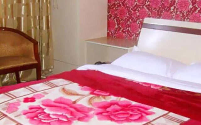 Shuangliu Xinshiji Hotel