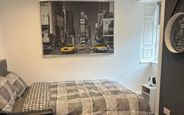 Lovely Quiet Flat Near Centre