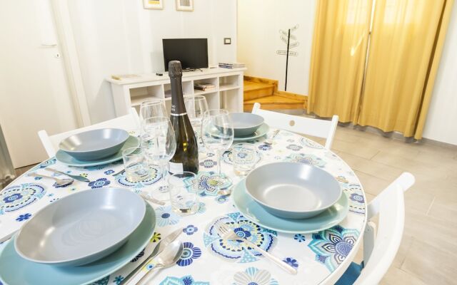 Rome As You Feel - Viminale Apartment