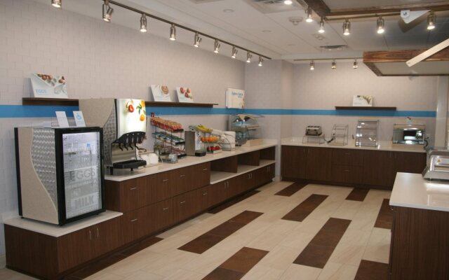 Holiday Inn Express & Suites New Castle by IHG