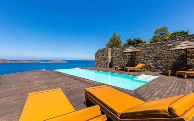 Amazing Views to Elounda Bay