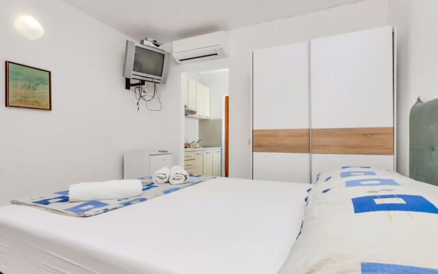 Apartment Rubin Hvar/Pokrivenik 35908