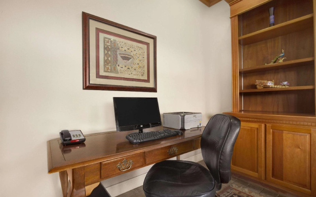 Best Western Horseshoe Inn