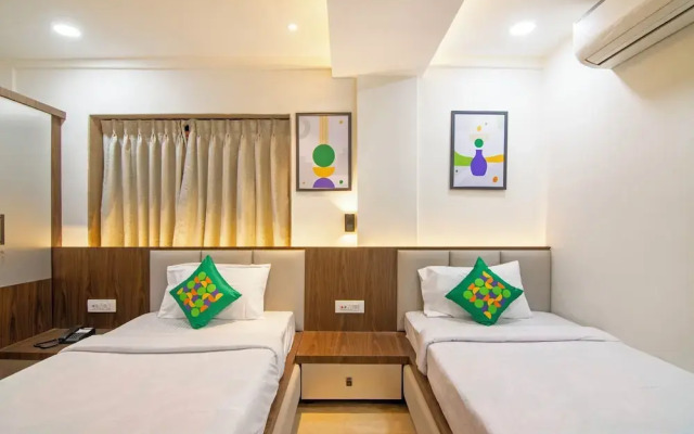 Treebo Petals Banquet & Suites - Kolkata