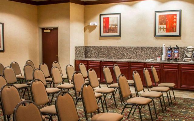 Sleep Inn & Suites at Six Flags