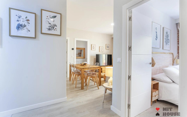 Mit House Latina En Madrid