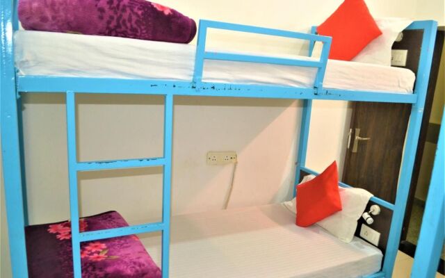 Bedweiser Backpackers Hostel