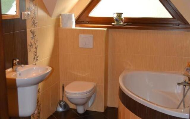 Domek Letniskowy Leśna Chata