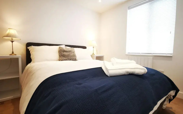 No.2 Horizon - Apartment in East Wittering Village