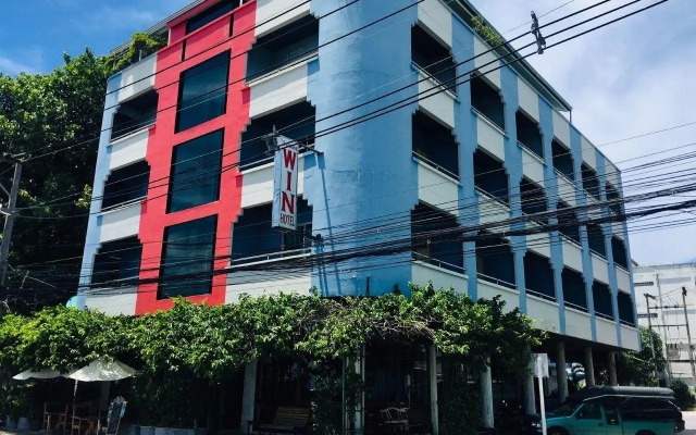 Win Hotel