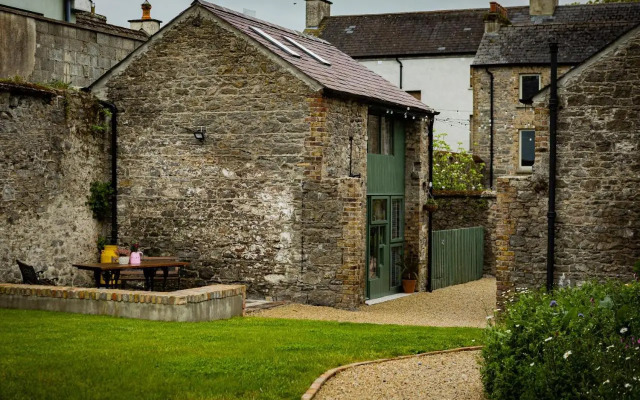 Stay Barrow Blueway - The Stables