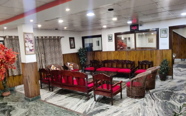 Goroomgo Kasturi Palace Darjeeling