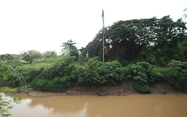 Bann Lhong Rak Krabi