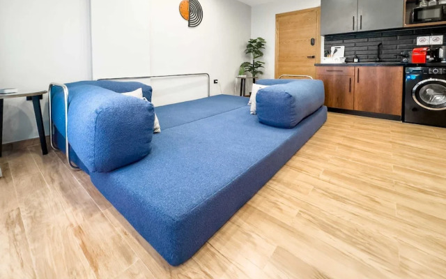 The 2bdr Obsidian Jacuzzi Stay 5min to CAI Airport