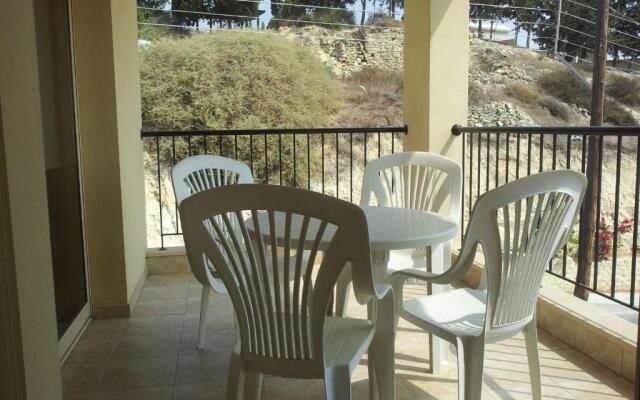 Lazaros Pissouri Apartments
