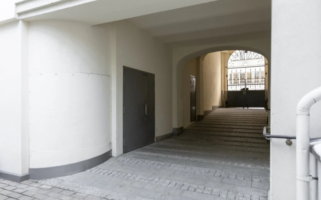 2ndhomes Cozy 1BR Home w Balcony
