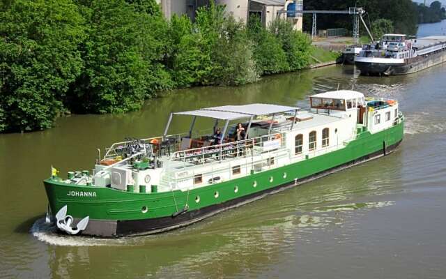 B&B Barge Johanna