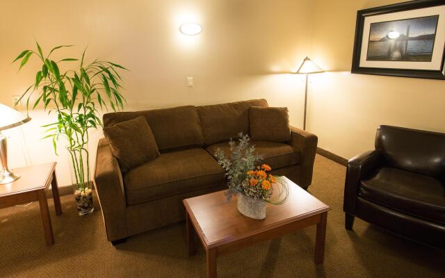 Best Western Sicamous Inn