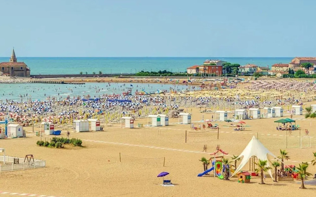 Caorle Stay With Garden & Pool