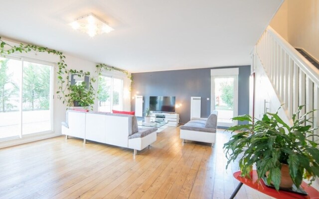 Huveaune -superbe t3 Duplex + Jardin+park