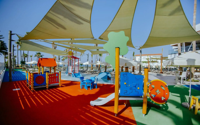 Lordos Beach Hotel & Spa