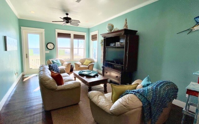 Beachfront Therapy 4 Bedroom Home