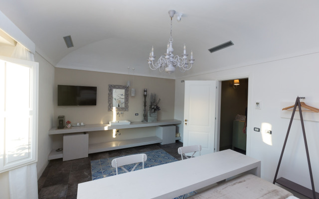 Palazzo Conti Camere & Suites
