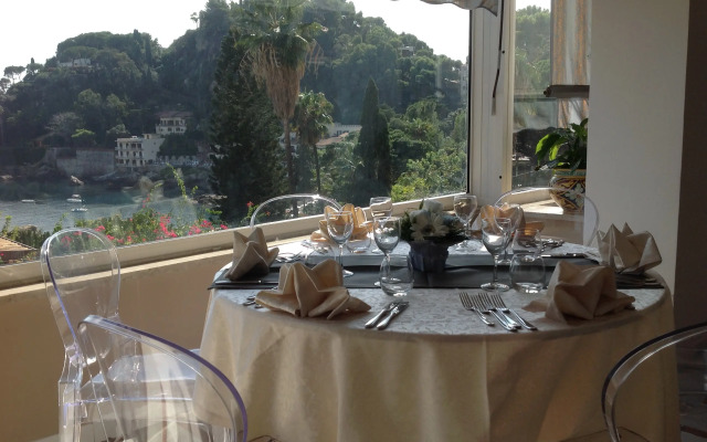 Baia Azzurra Hotel