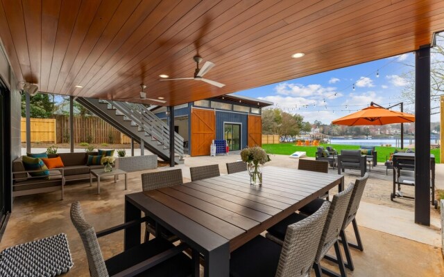 Blue Haven W/game Room, Hot Tub & Optional Boat Rental