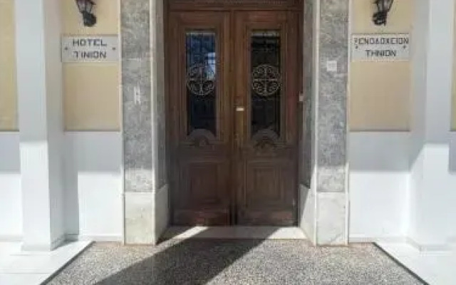 Tinion