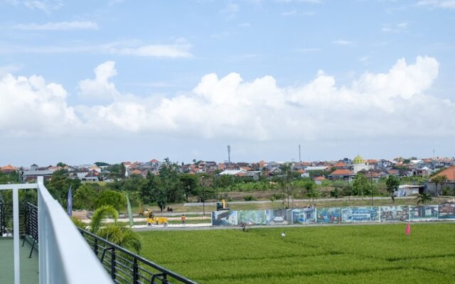 Omah Bleue Villa by Betterplace