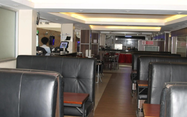 Airport Landing Hotel