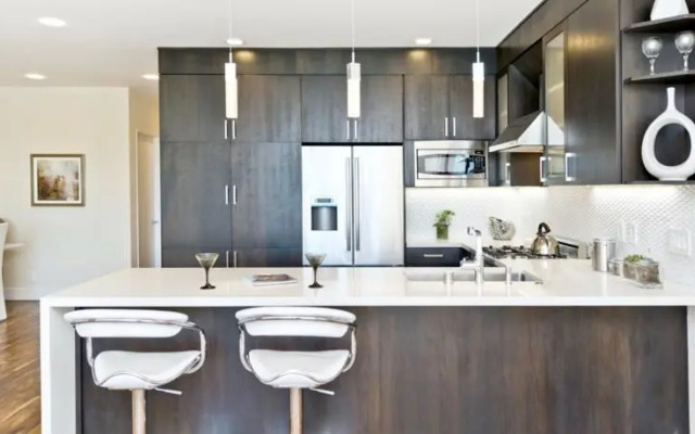 Harrison Street San Francisco Suite D