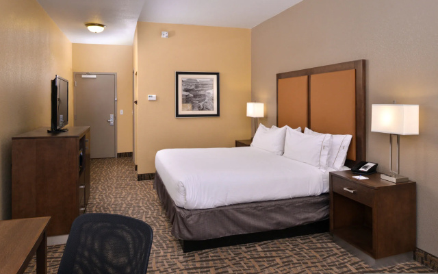 Holiday Inn Express & Suites Page - Lake Powell Area by IHG