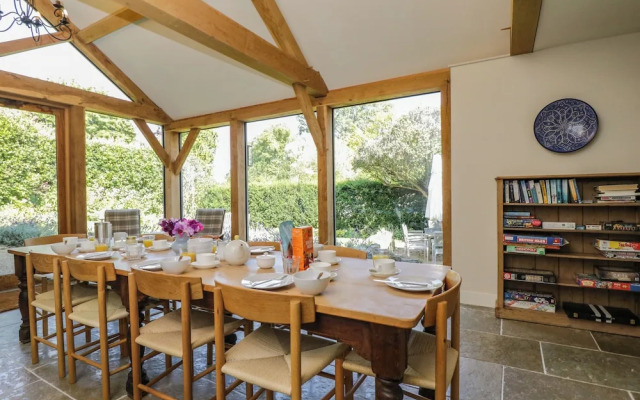 Kings Cottage - South