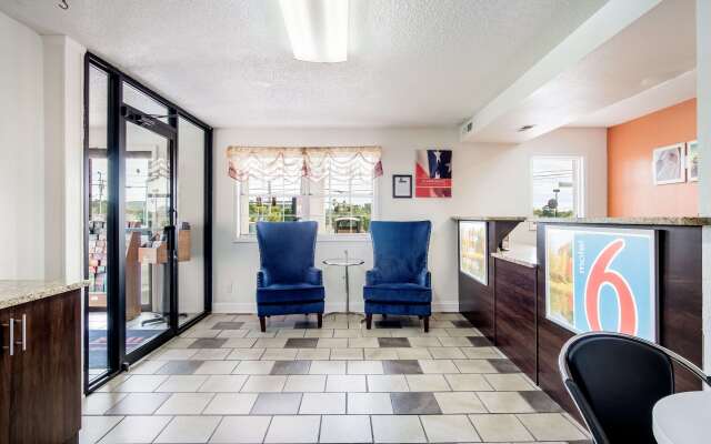 Motel 6 East Ridge, TN