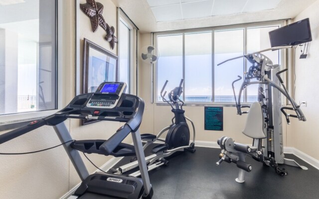 Beachfront Windemere Condos by Hosteeva