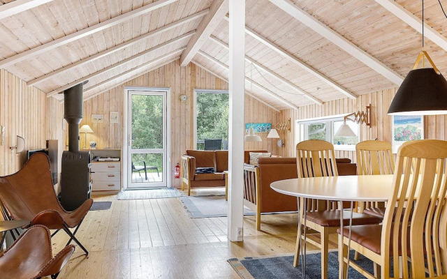 6 Person Holiday Home in Jerup