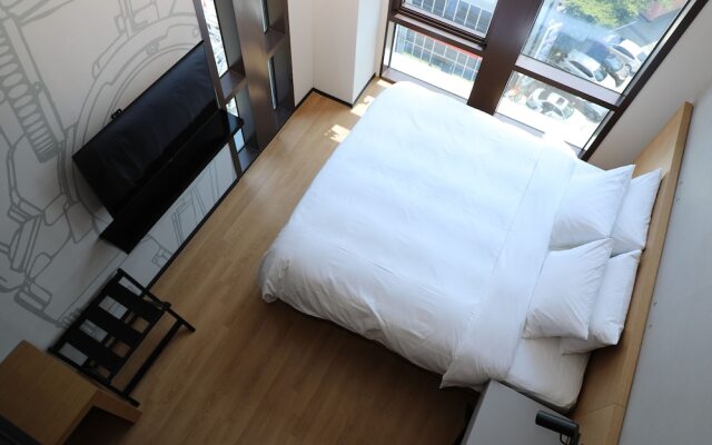 Golden Tulip Haeundae Hotel & Suite