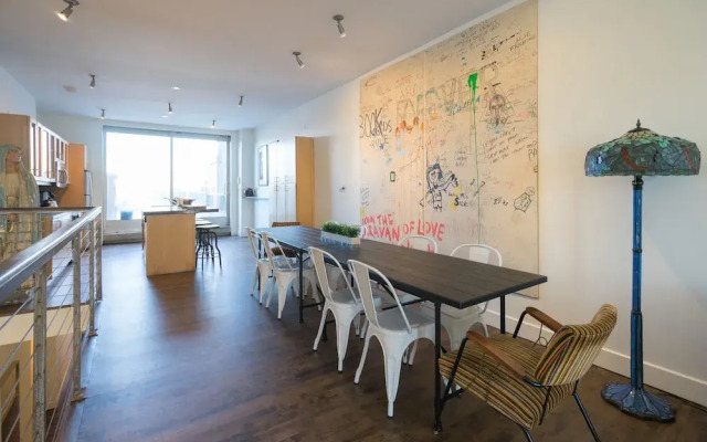 Applewood Suites - The Ossington Loft