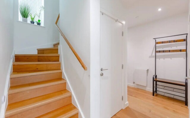 Spacious & Family Friendly 3BD House - Stratford