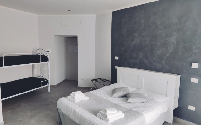 Hotiday Spaccanapoli Borbone