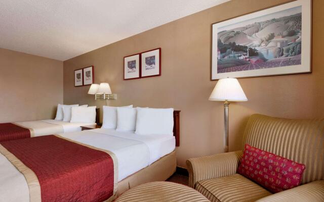 Travelodge Port of Tacoma