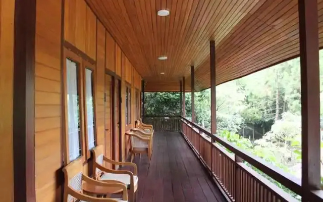Emaki Al Ma'soem Resort
