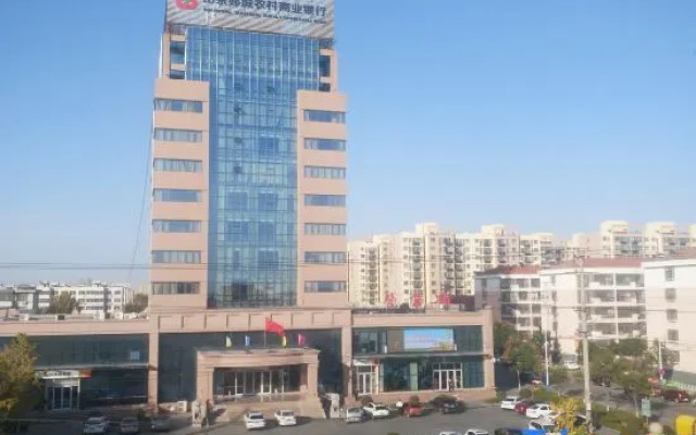 Yijia Collection Hotel (Tancheng Renmin Road)